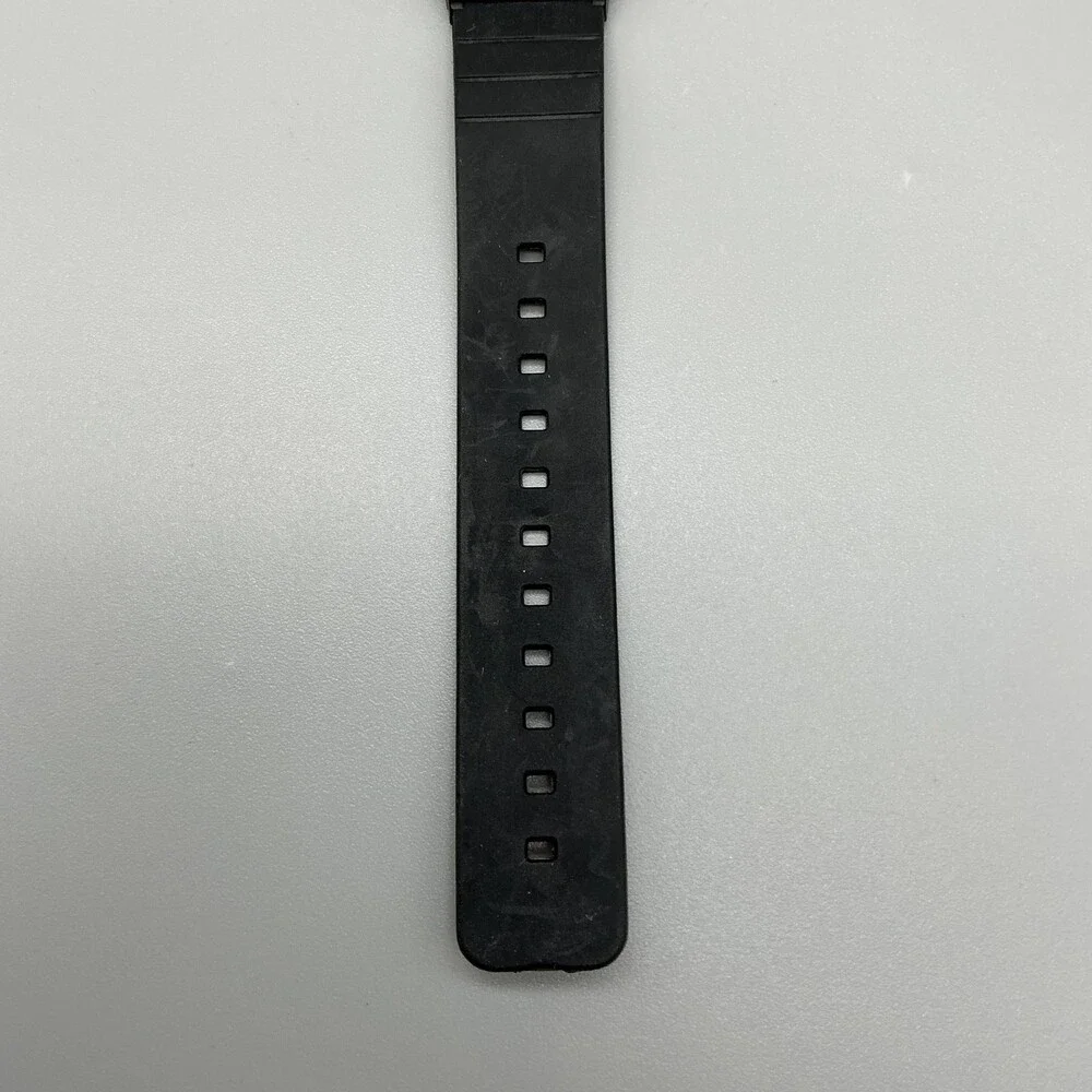 Casio 1330 MQ-71 Mens Watch 34mm Black Dial Black Resin Water Resistant